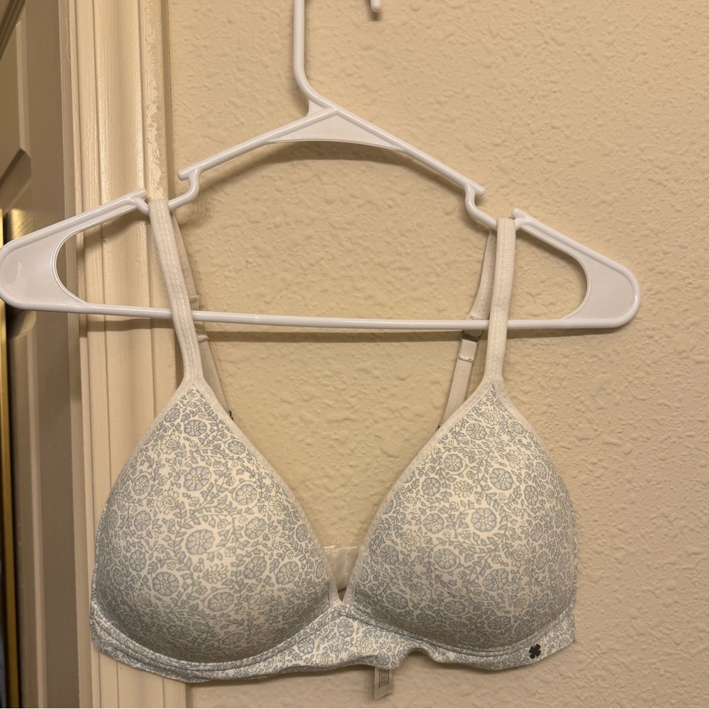 Lucky brand bra size 36C